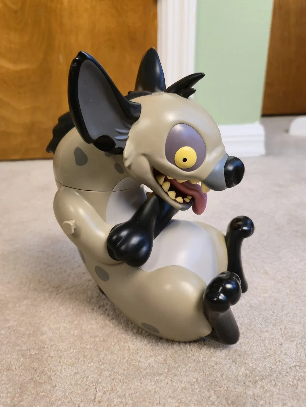 Ed the Hyena Sipper cup DISNEY